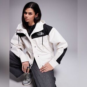 The North Face Women's Reign On 2L Rain Jacket